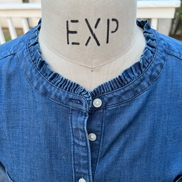 AT Loft Denim top - Picture 1 of 4